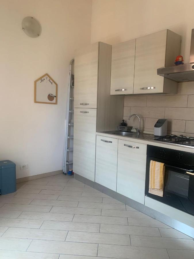 Odeon Apartment In Centro A リヴォルノ エクステリア 写真