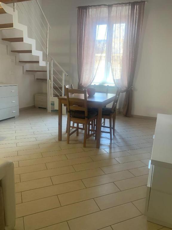 Odeon Apartment In Centro A リヴォルノ エクステリア 写真
